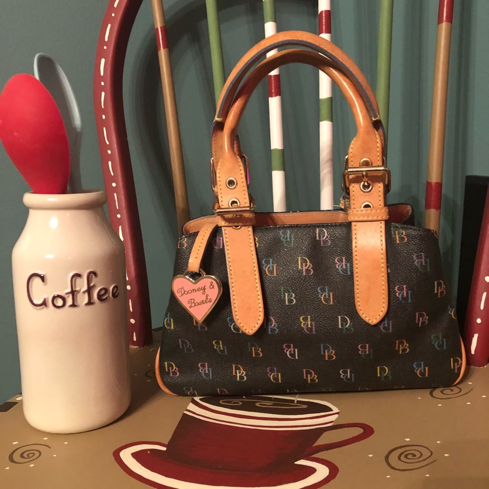 Dooney & Bourke